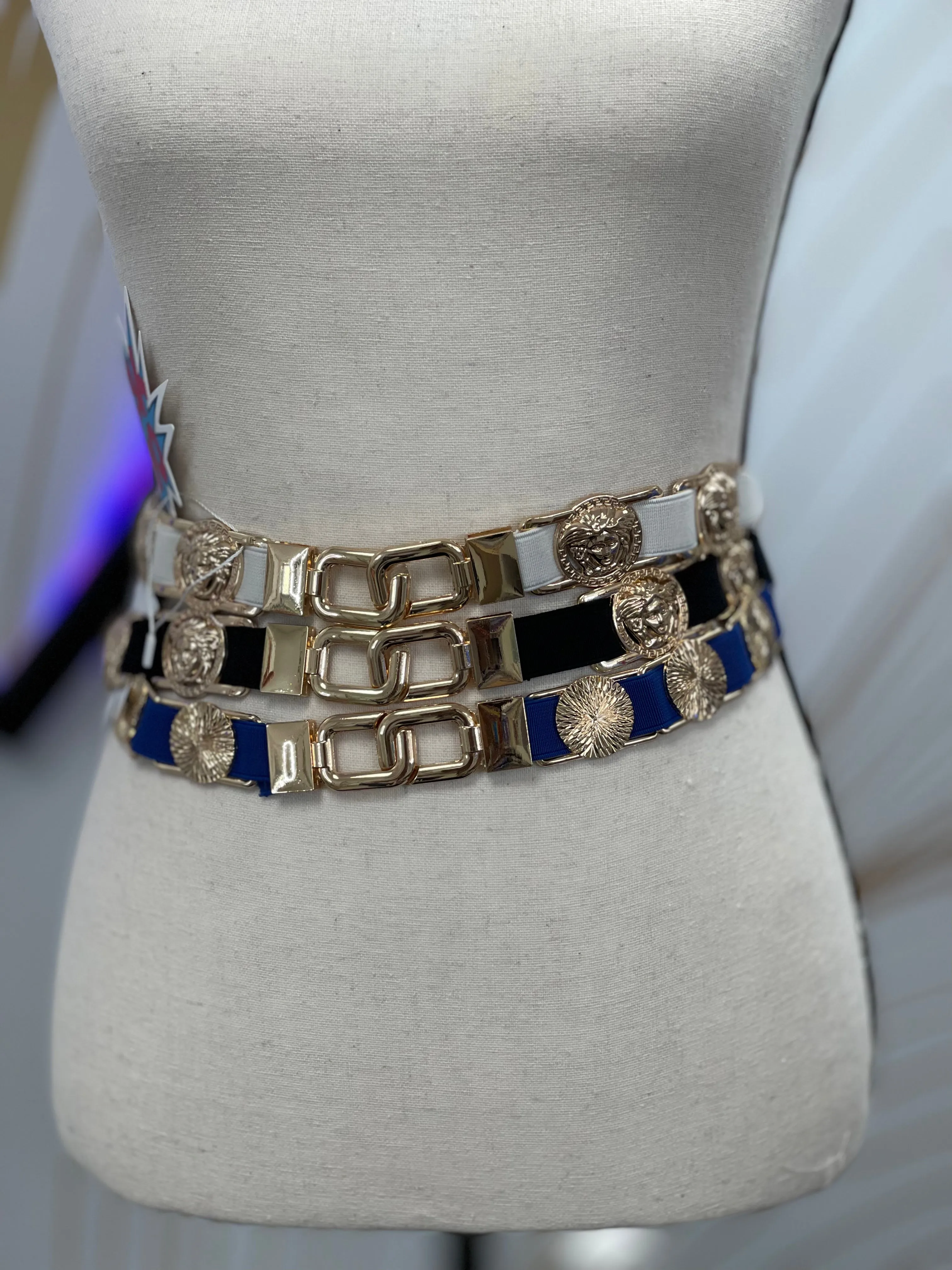 Elastic belts