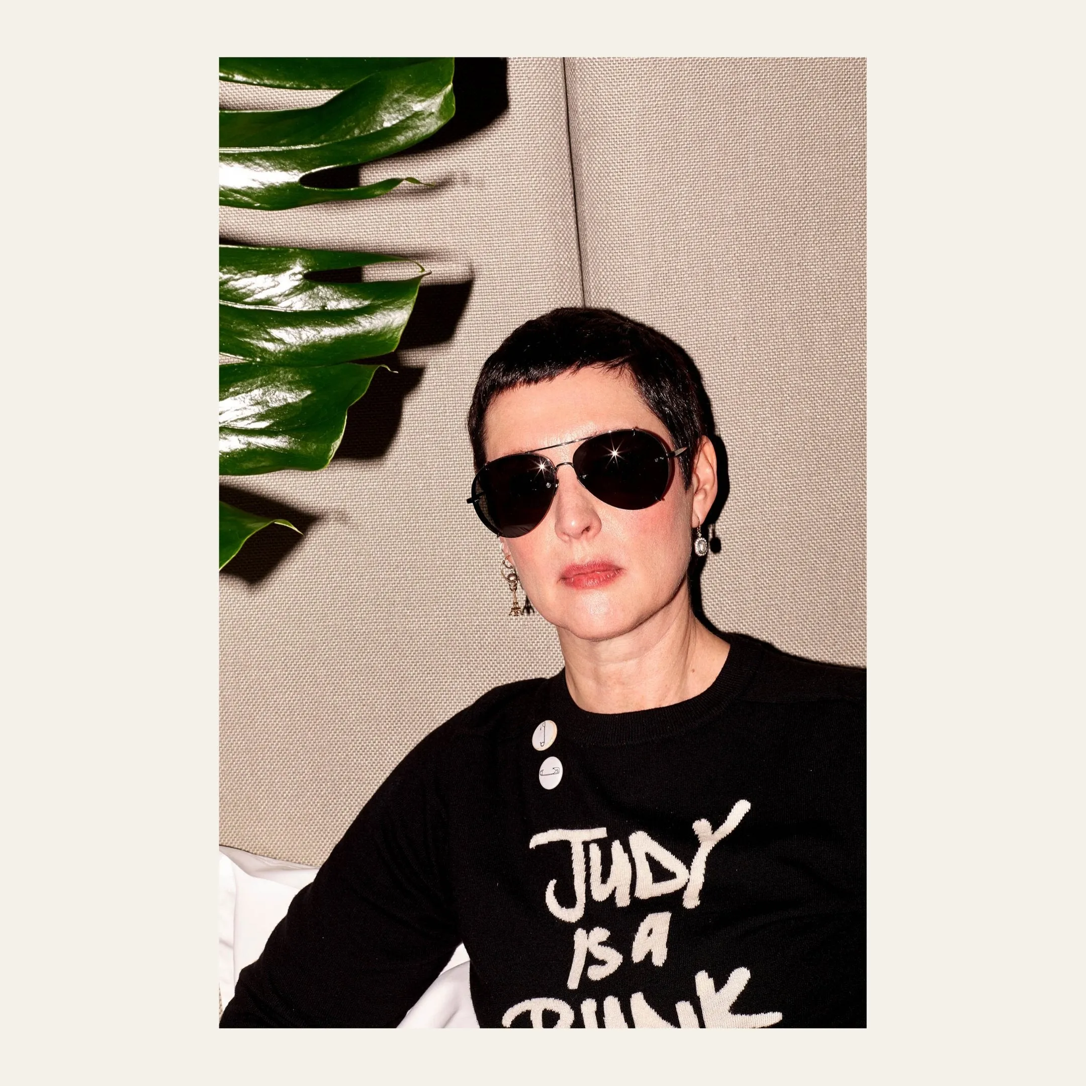 Linda Farrow LFL729