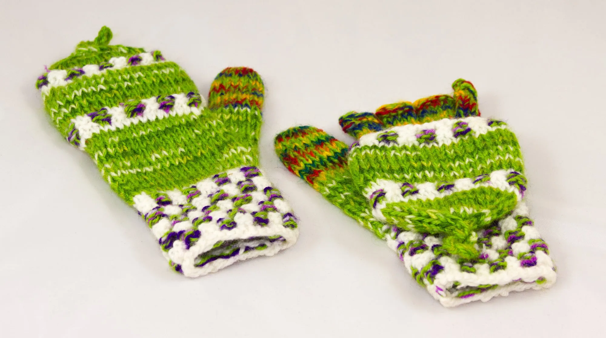 Multicolour fingerless mittens